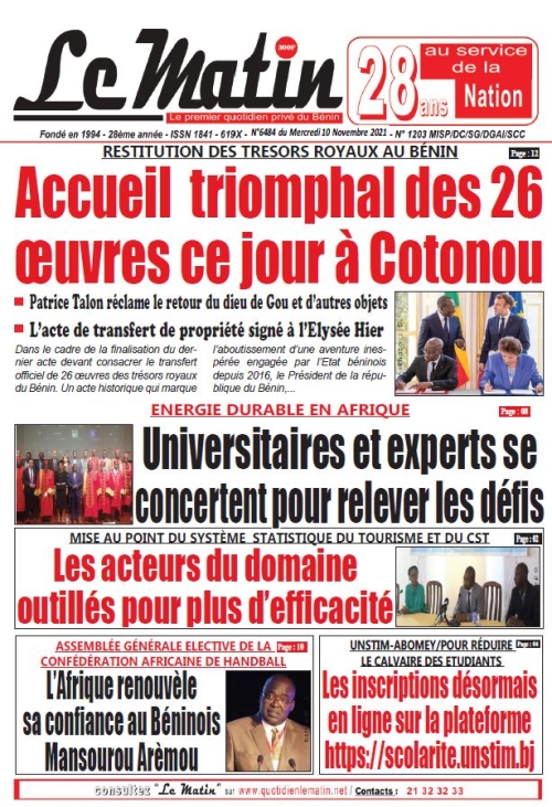 RESTITUTION DES TRESORS ROYAUX AU BÉNIN Accueil triomphal des 26 œuvres ce jour à Cotonou